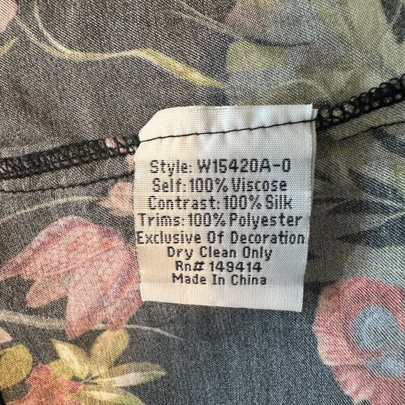 Johnny Was Workshop Bohemian Floral Blouse Size S - Picture 11 of 12